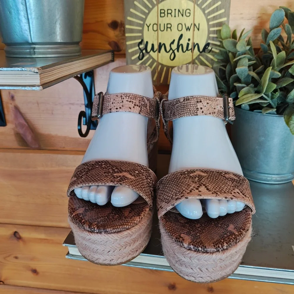 Coconuts by Matisse Sunchaser Snake Jute Espadrilles Platform Wedge Sandal Sz 8M